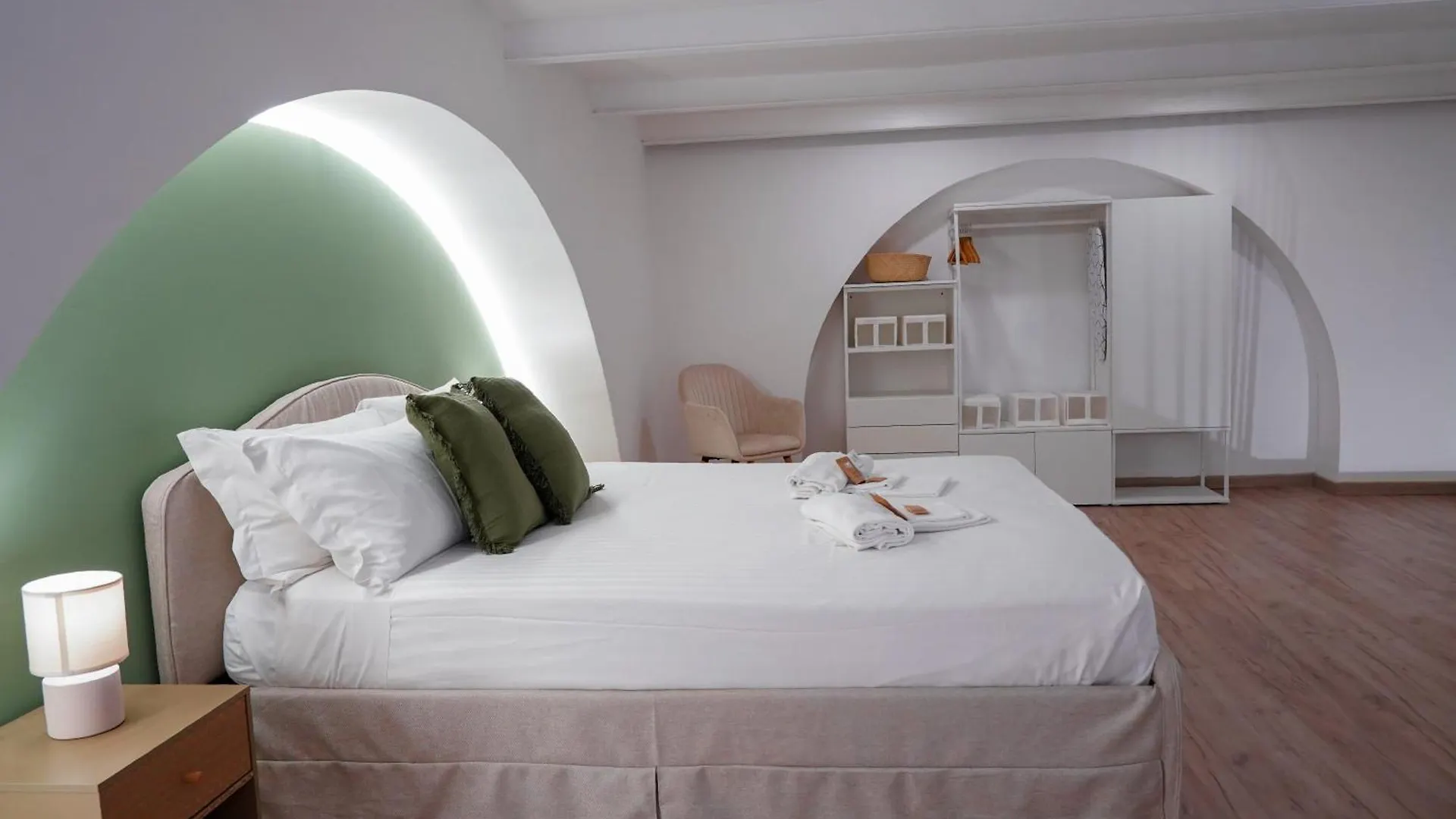 Apartment R-Home Crispi Catania Italy