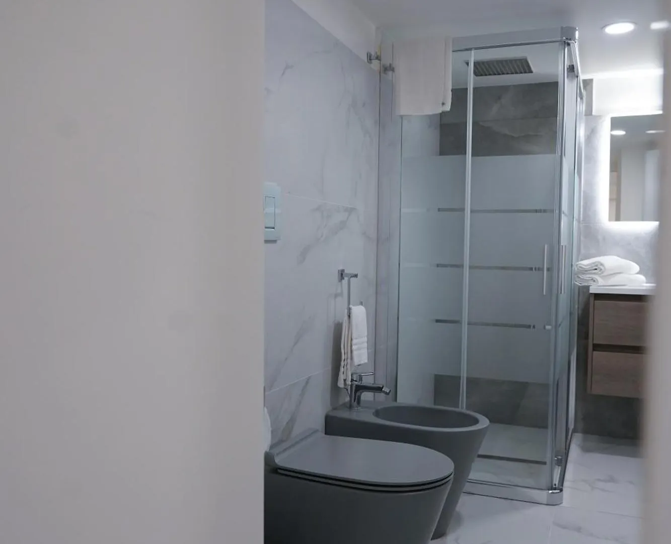 Apartment R-Home Crispi Catania Italy