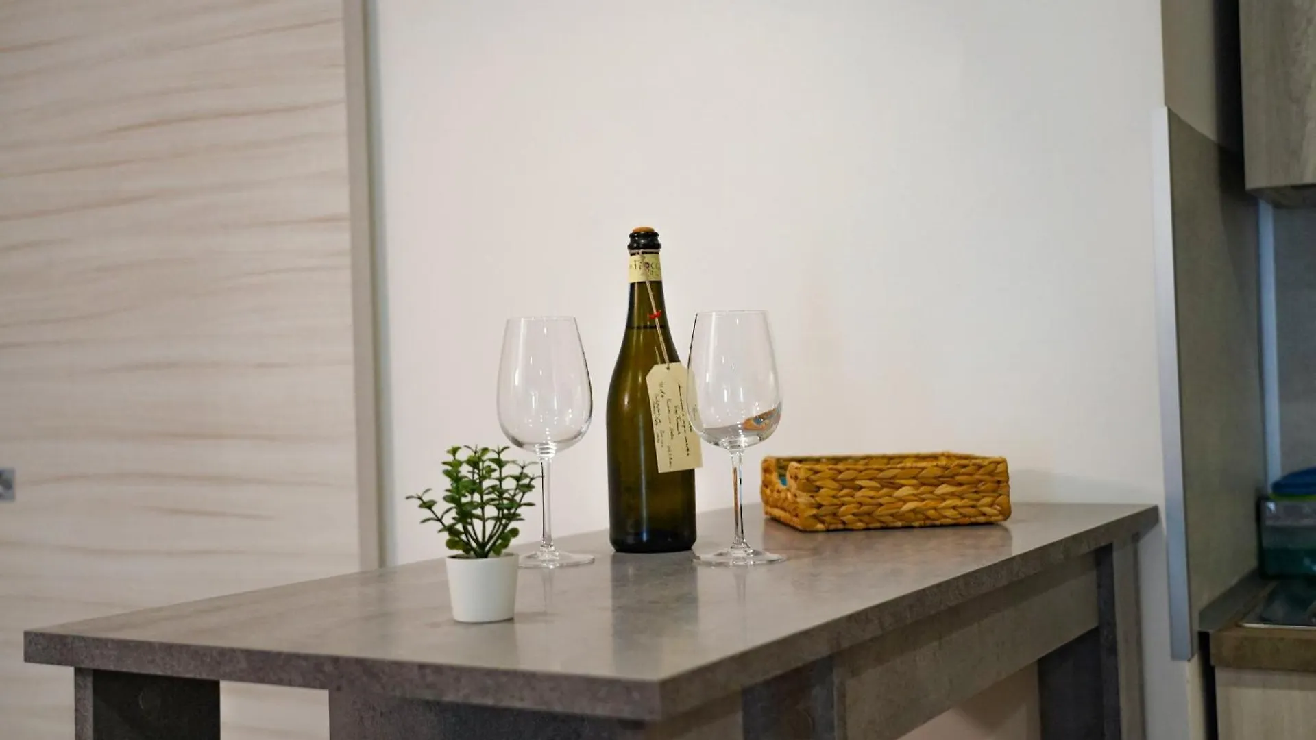 Apartment R-Home Crispi Catania